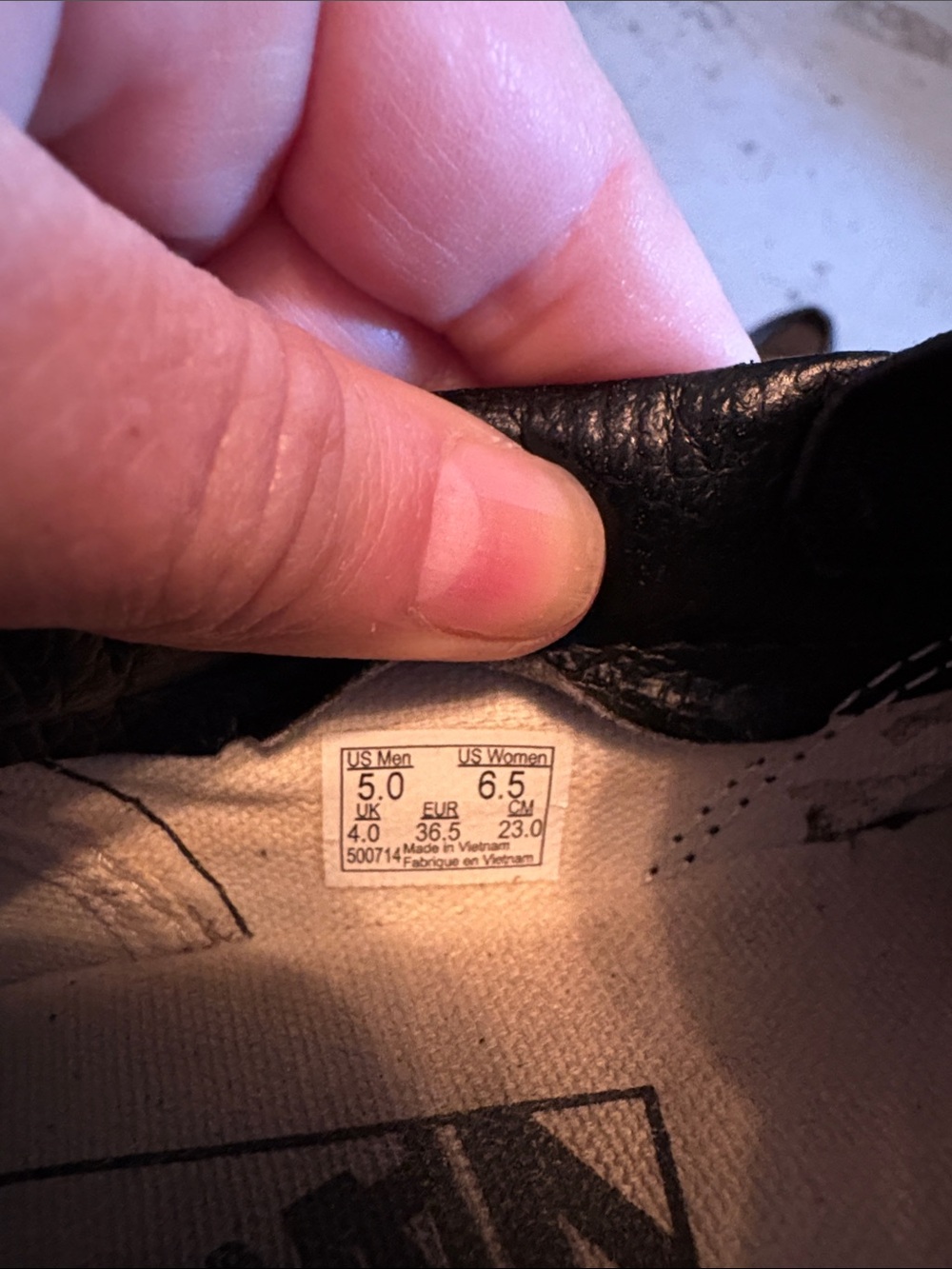 Vans Black Canvas Slip-On Shoes - Picture 4 of 4